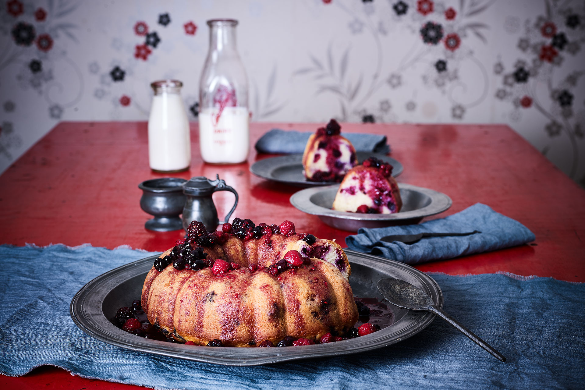 Medieval Sumer Berry Cake